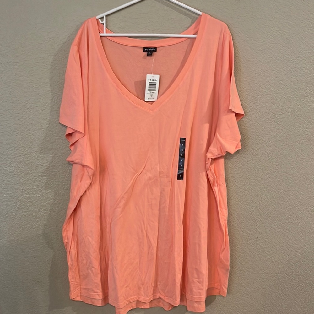 NWT torrid size 5 shirt